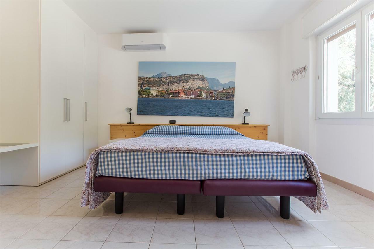 Apartments Suster Torbole Sul Garda Exterior foto